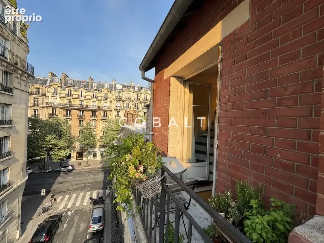 Appartement dernier étage - Paris - Suffren/Champ-de-Mars - photo 4