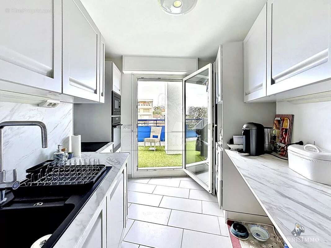 Appartement à LE CANNET