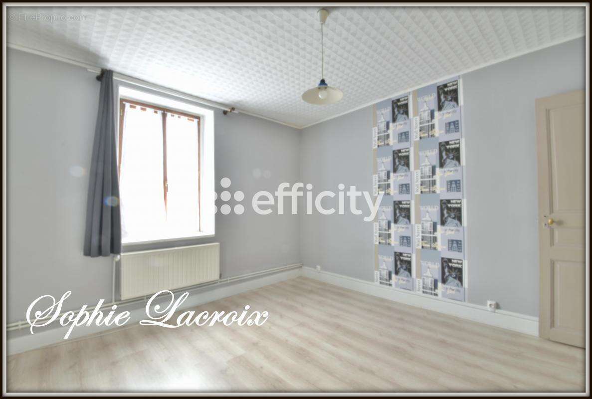 Maison à ROUSSILLON