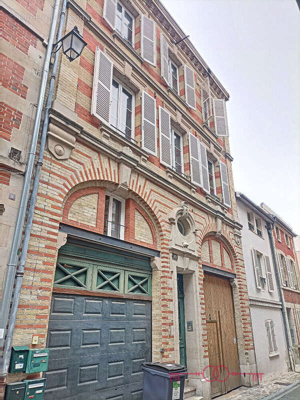 Appartement Chalons En Champagne 7 pièce(s) 156 m2 - photo 5