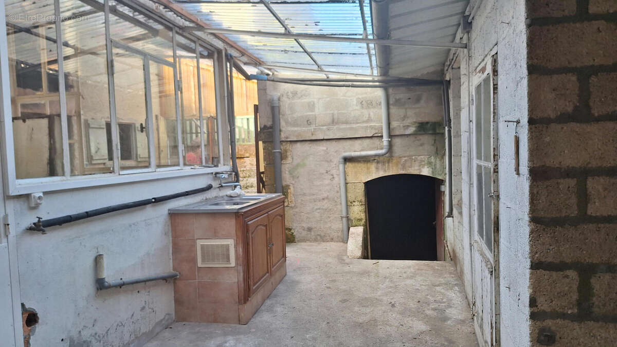 20251009_160334 - Maison à JAVERLHAC-ET-LA-CHAPELLE-SAINT-ROBERT