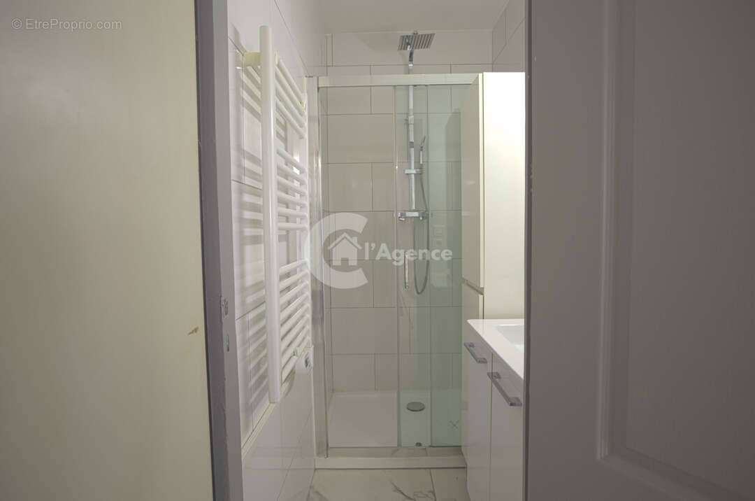 Appartement à MOUGINS