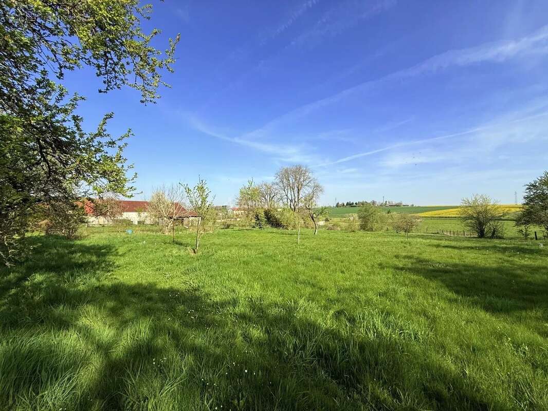 Maison à CHALVRAINES