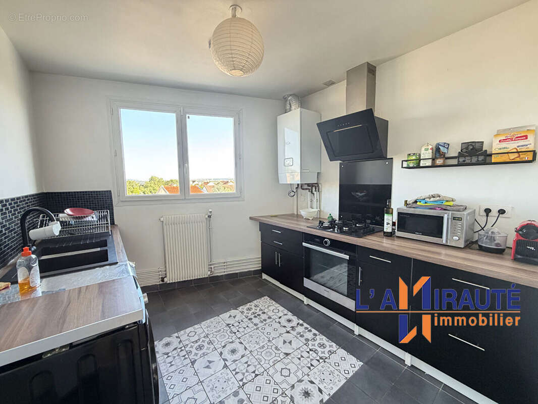 Appartement Le Mesnil Le Roi 2 pièce(s) 46.70 m2 - photo 2