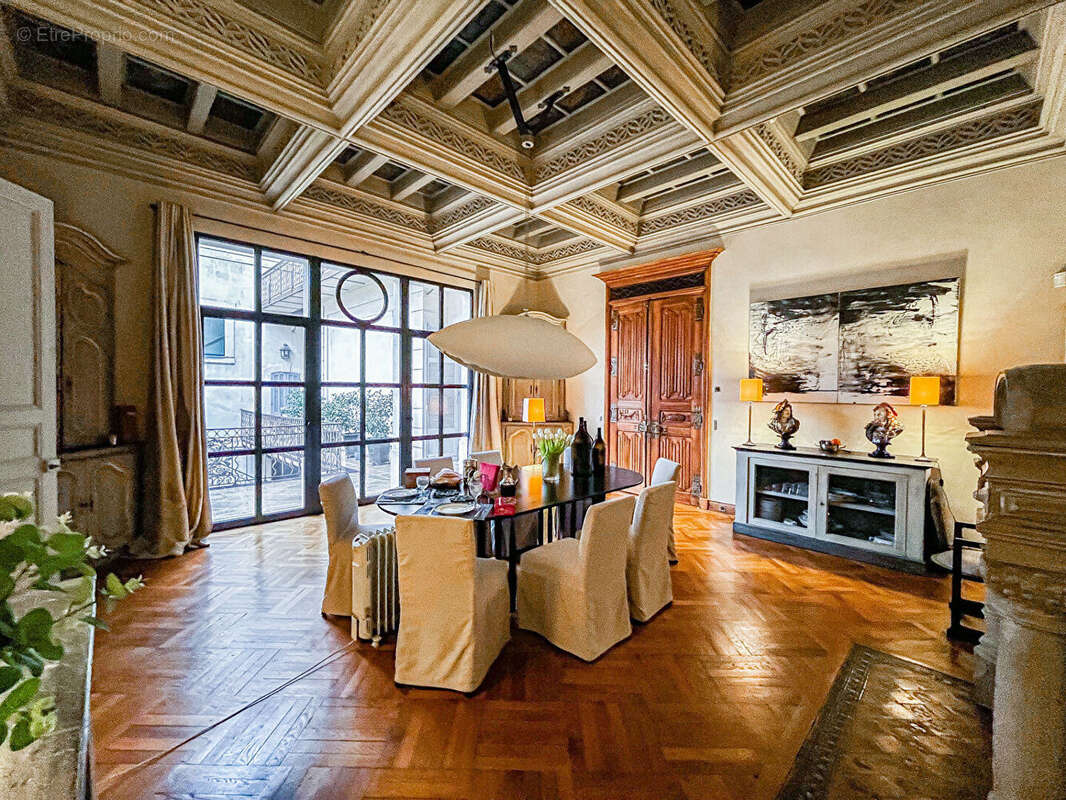 Maison à AVIGNON