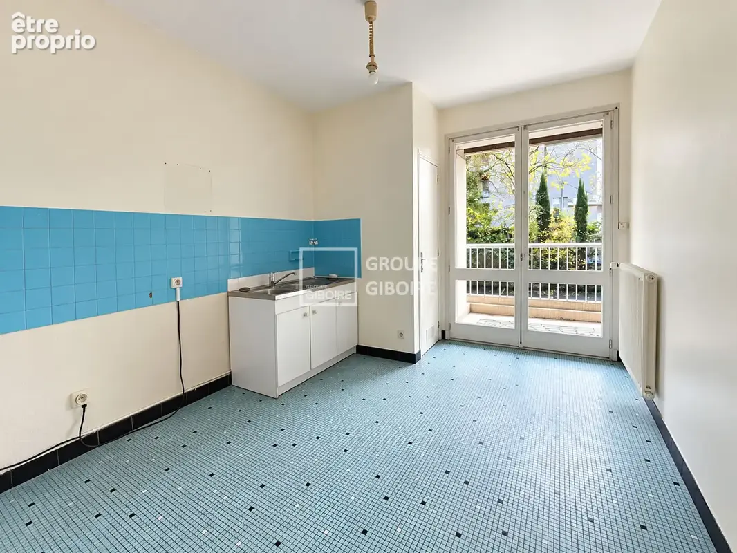 Appartement 4 pièces à vendre à Rennes Nord Saint-Martin - Terrasse, Garage et Caves - photo 3