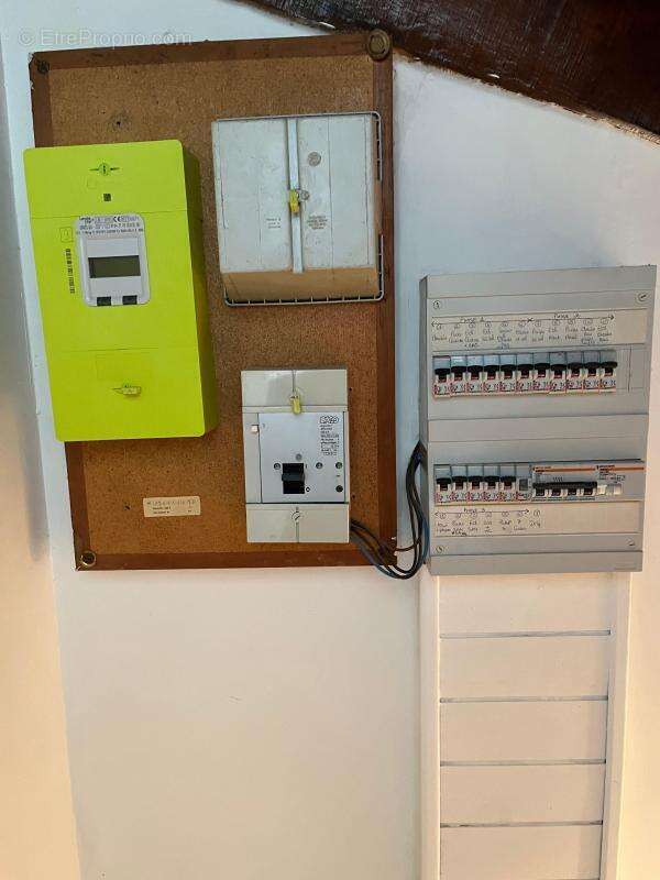 Maison à LA JONCHERE-SAINT-MAURICE