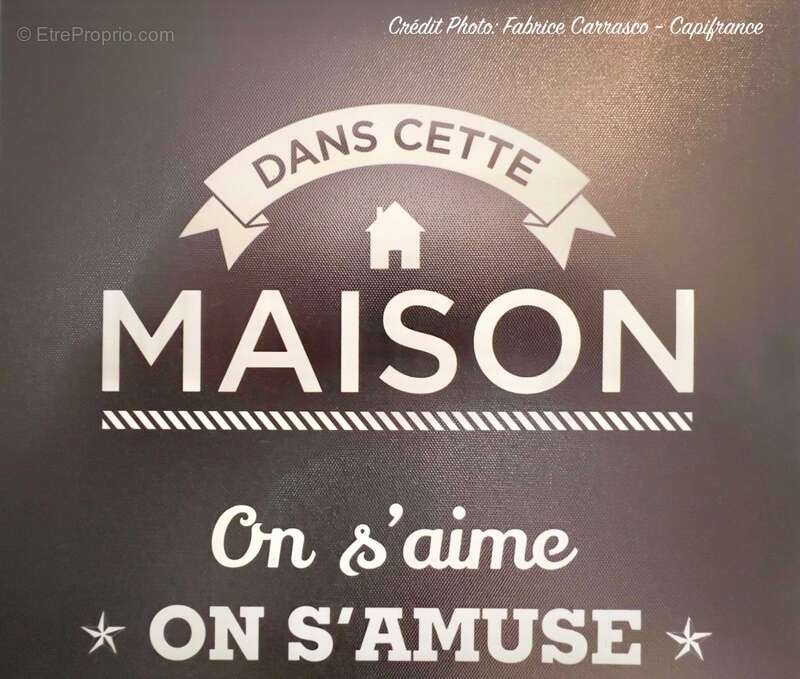 Maison à SAINT-BONNET-PRES-RIOM