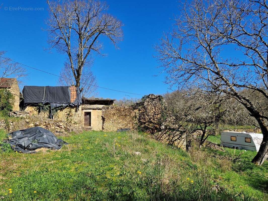 20260318113433 - Maison à MEYRALS