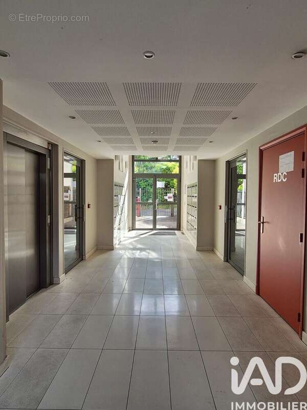 Photo 3 - Appartement à CORBEIL-ESSONNES