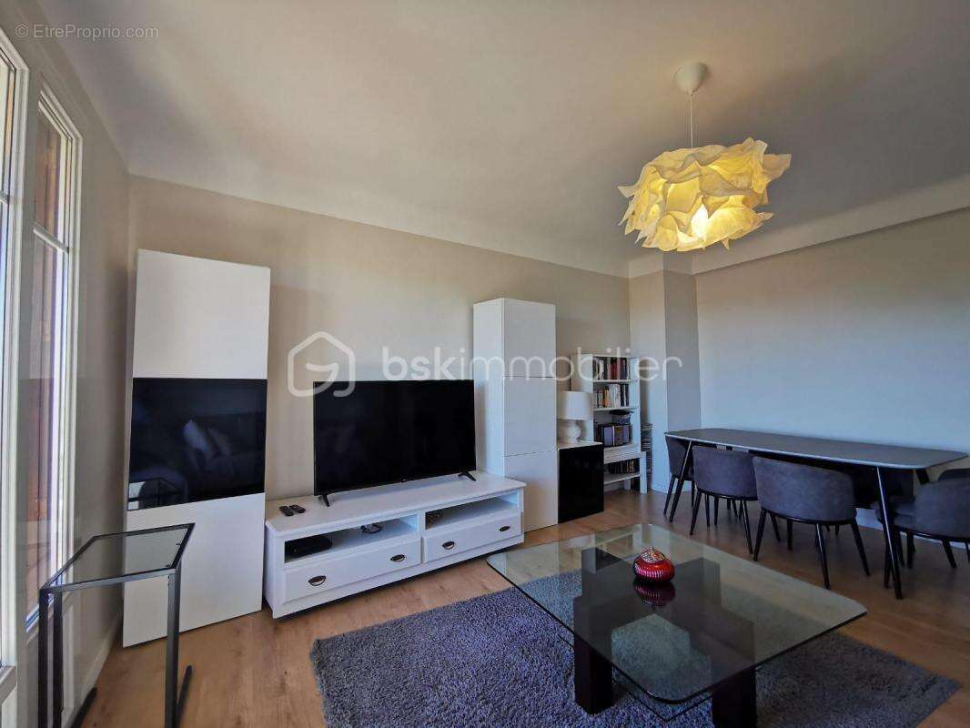 Appartement à SALON-DE-PROVENCE