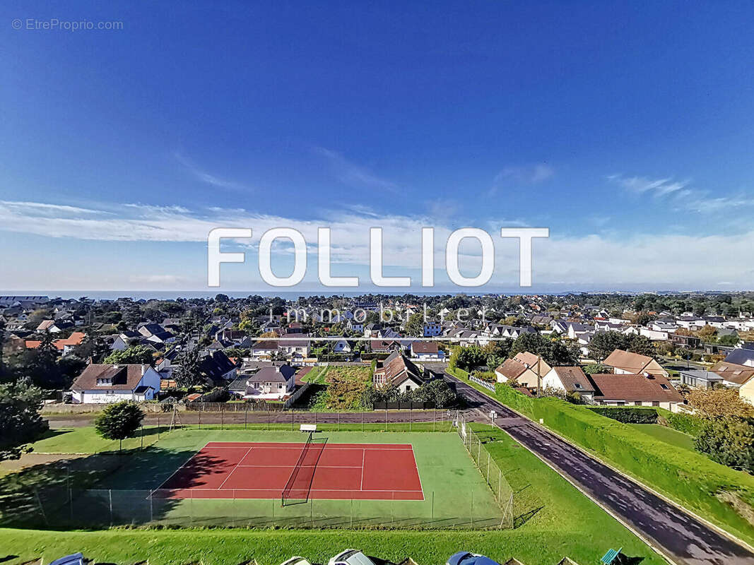 Appartement à JULLOUVILLE