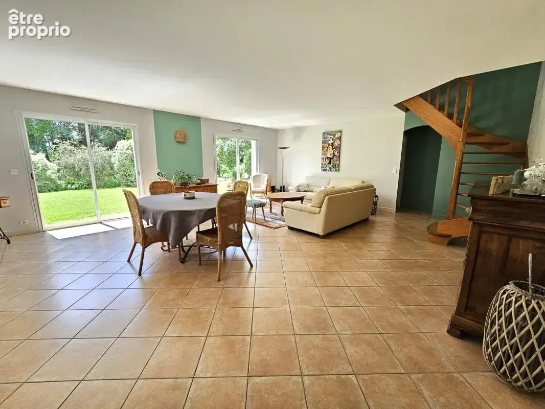 Belle maison 4 chambres et un bureau sur une parcelle sans v - photo 3