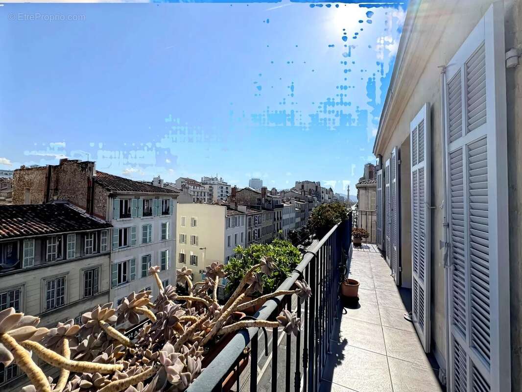 Appartement à MARSEILLE-6E