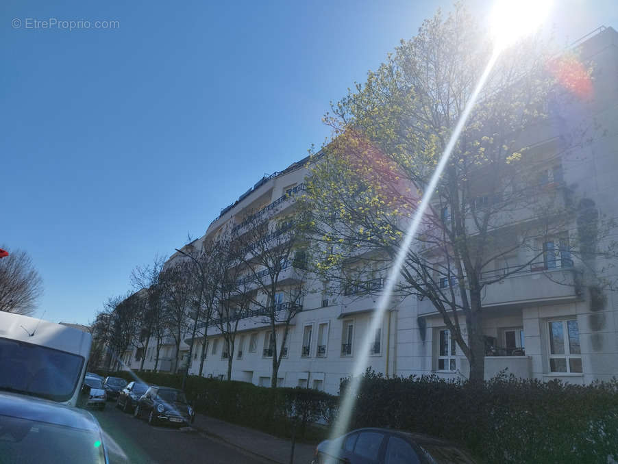 Appartement à ASNIERES-SUR-SEINE