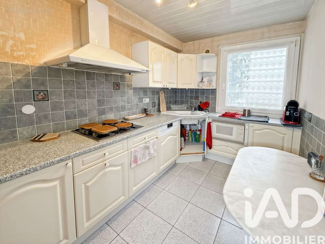 Photo 2 - Appartement à SAINT-ETIENNE