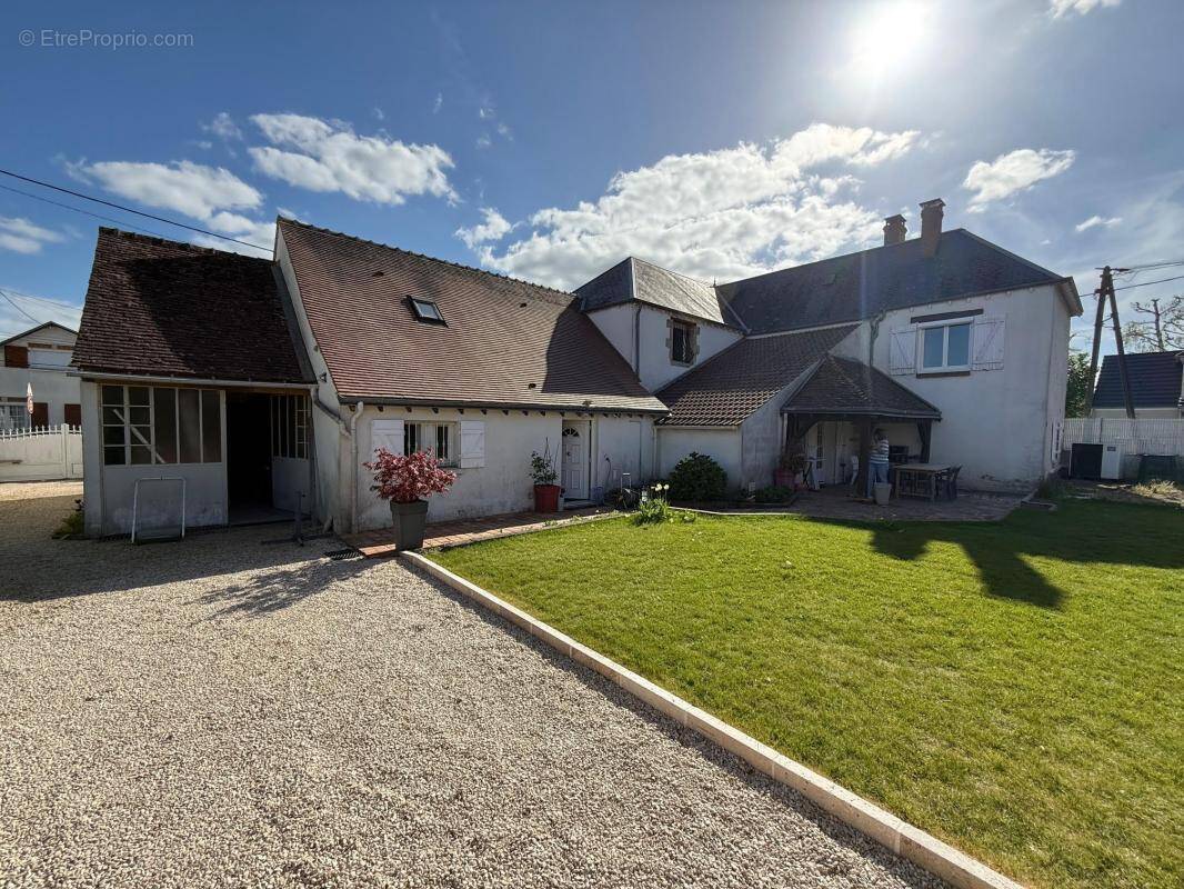 Maison à SAINT-DENIS-EN-VAL