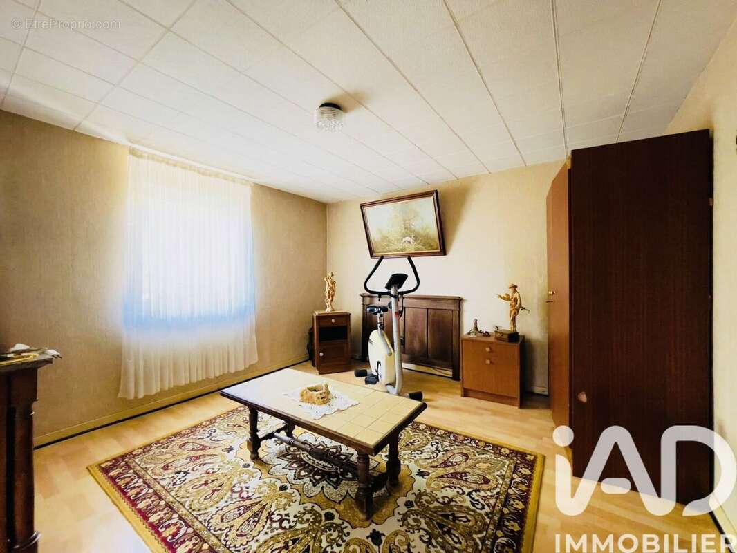 Photo 3 - Maison à LORQUIN