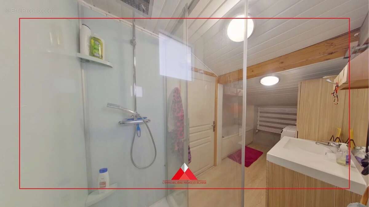 Maison individuelle entièrement rénovée - photo 6