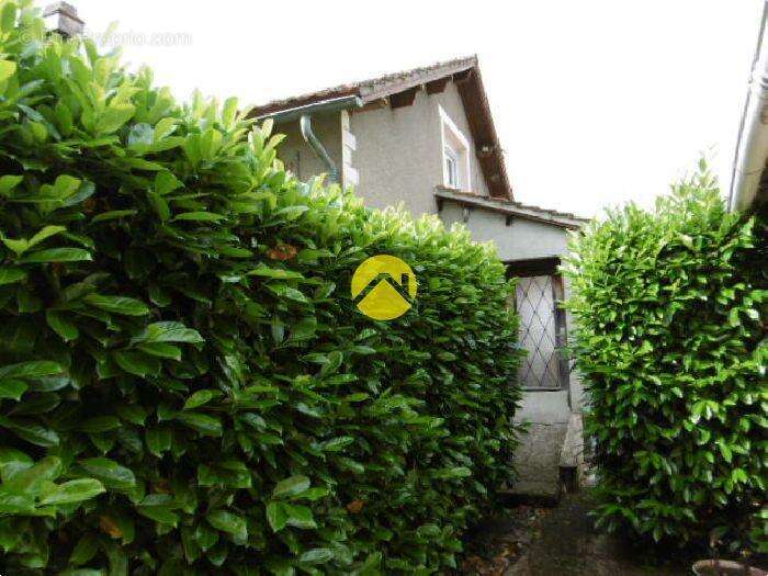 Maison à DOUADIC