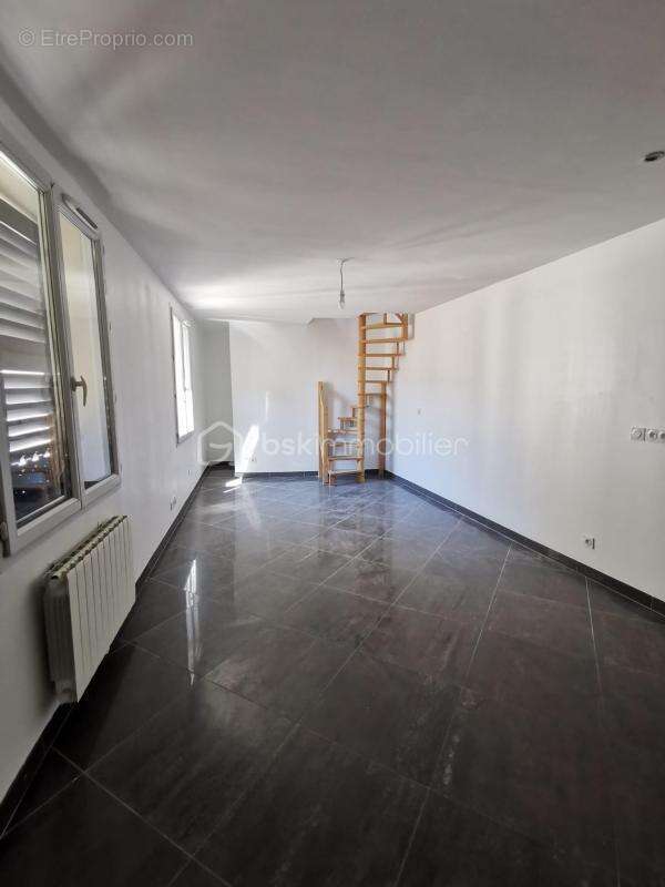Appartement à MONTEREAU-FAULT-YONNE