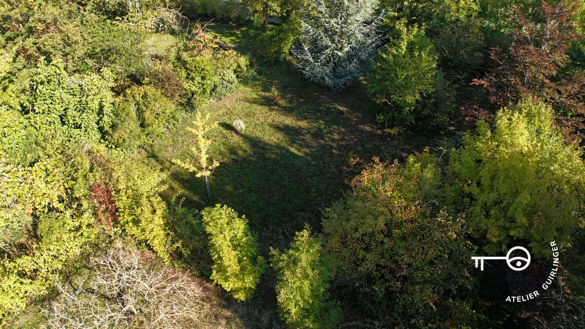 Terrain à OUZOUER-LE-MARCHE