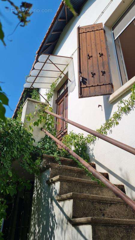 Maison à VILLENEUVE-LES-AVIGNON