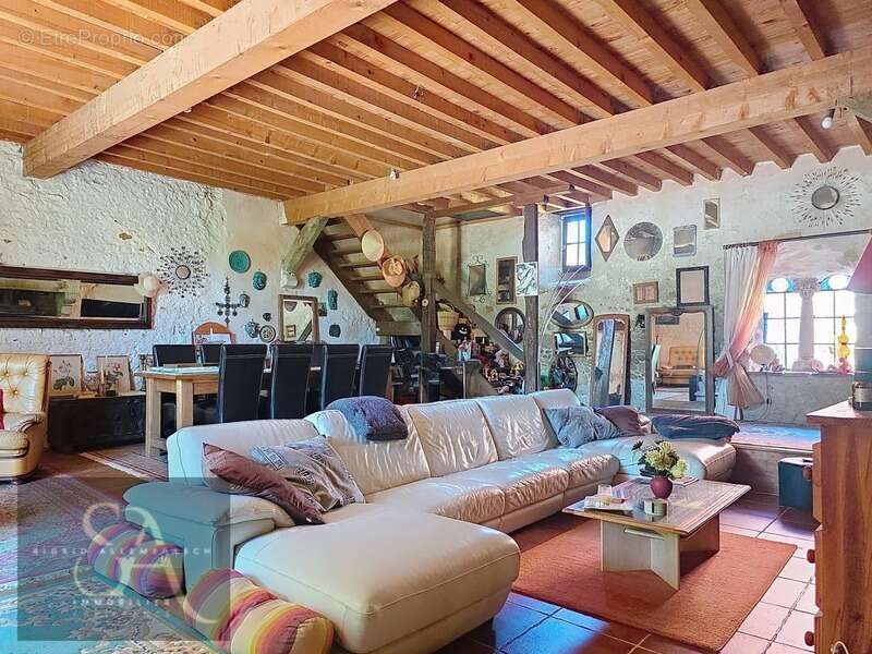 Maison 'médiévale' entre Pamiers et Mirepoix, à 10 min des commodités – Idéale vie familiale ou projet touristique - photo 7