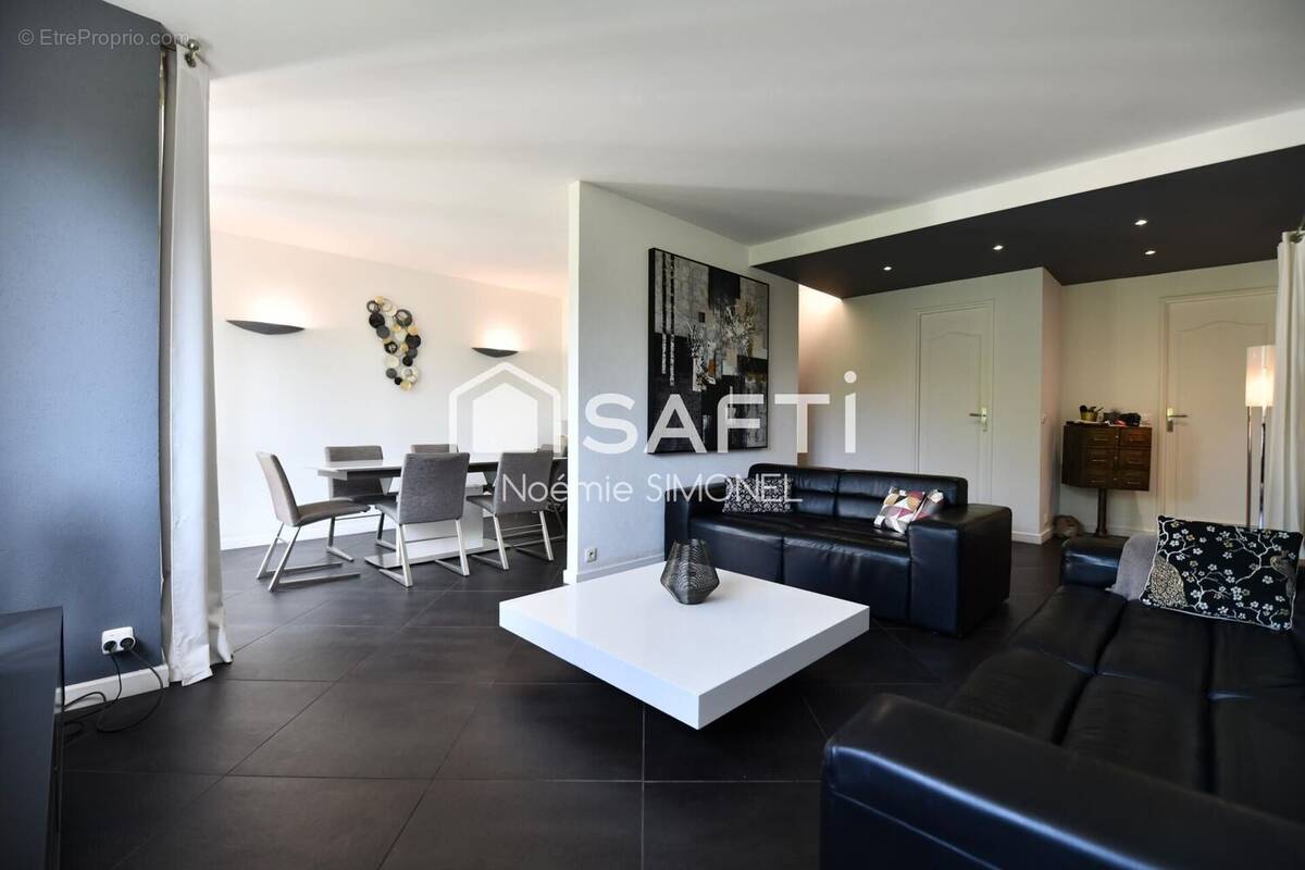 Photo 1 - Appartement à CHILLY-MAZARIN
