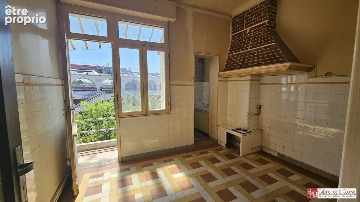Appartement 3 pièces 85 m² à vendre à Bordeaux (33000) - photo 2