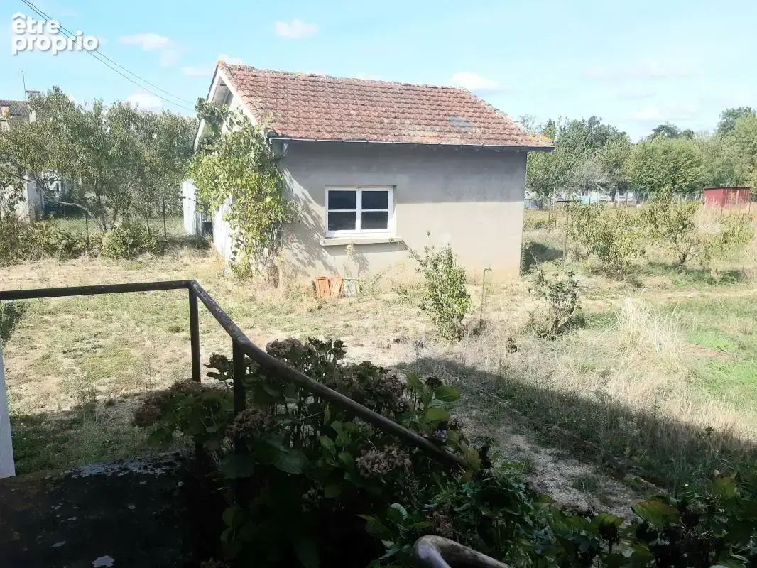 Maison 5 pièces 85 m² à vendre à Puy-Guillaume (63290) - photo 3
