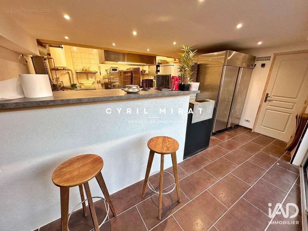 Photo 2 - Commerce à SIX-FOURS-LES-PLAGES