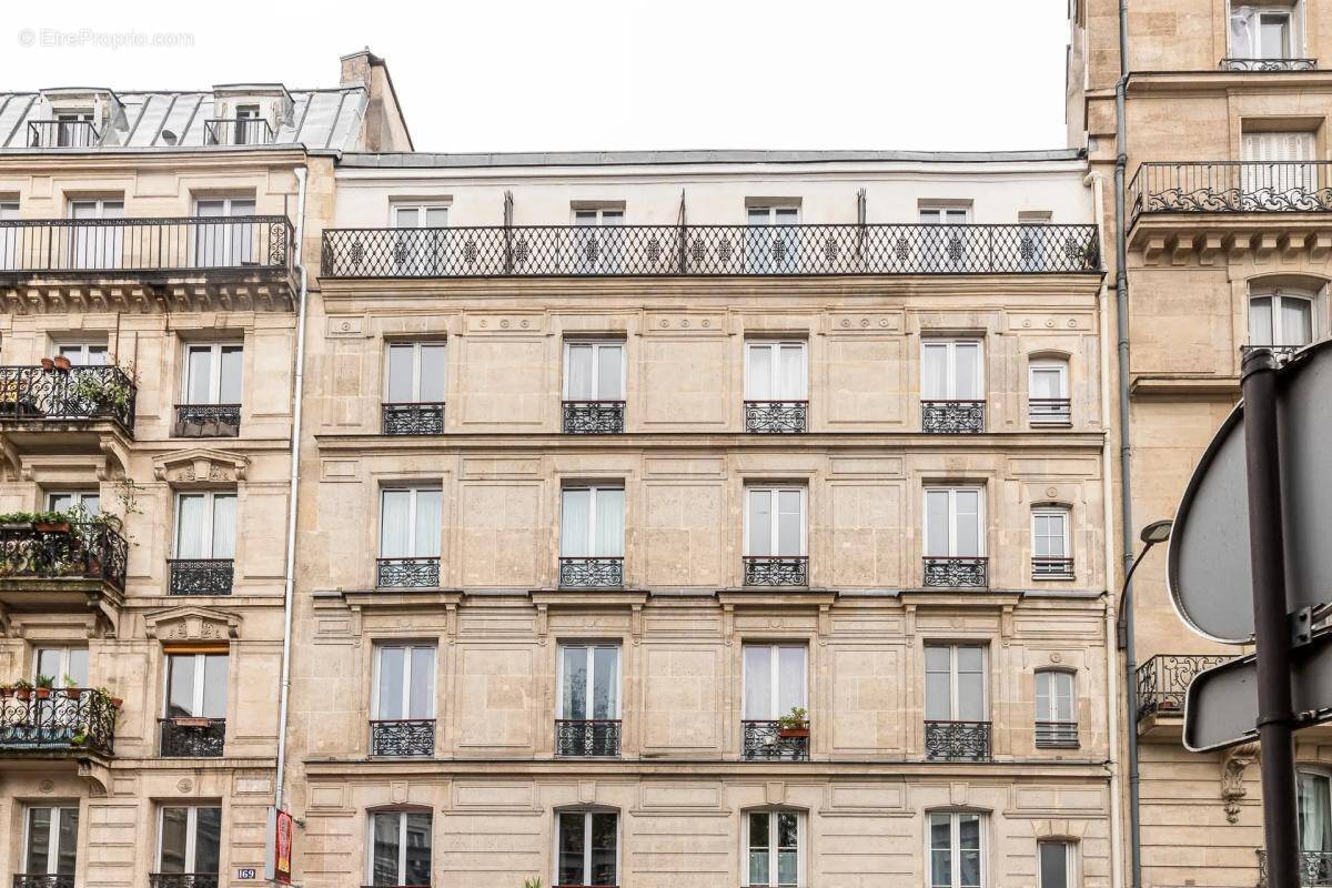 Appartement à PARIS-10E