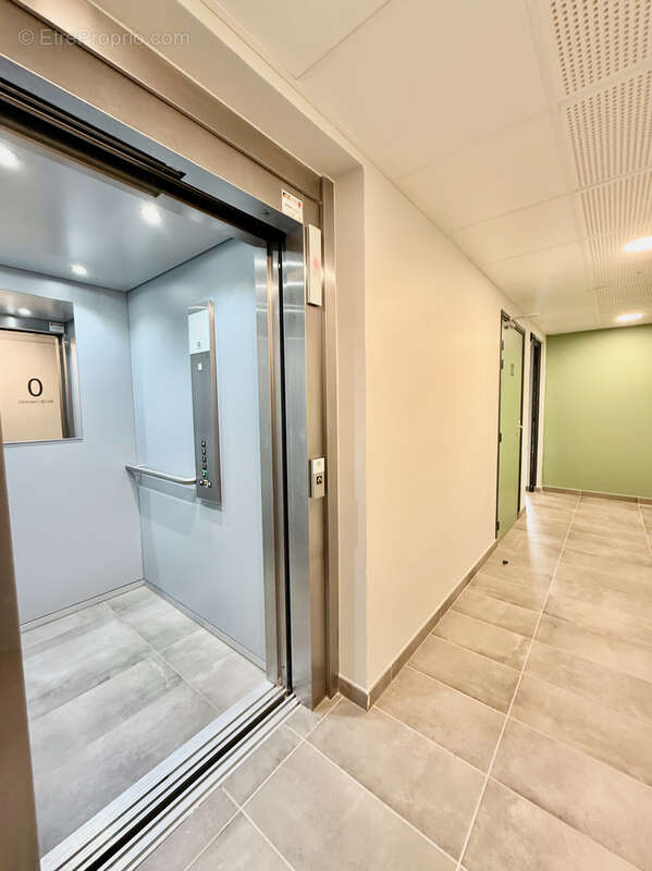 Appartement à LE PEAGE-DE-ROUSSILLON