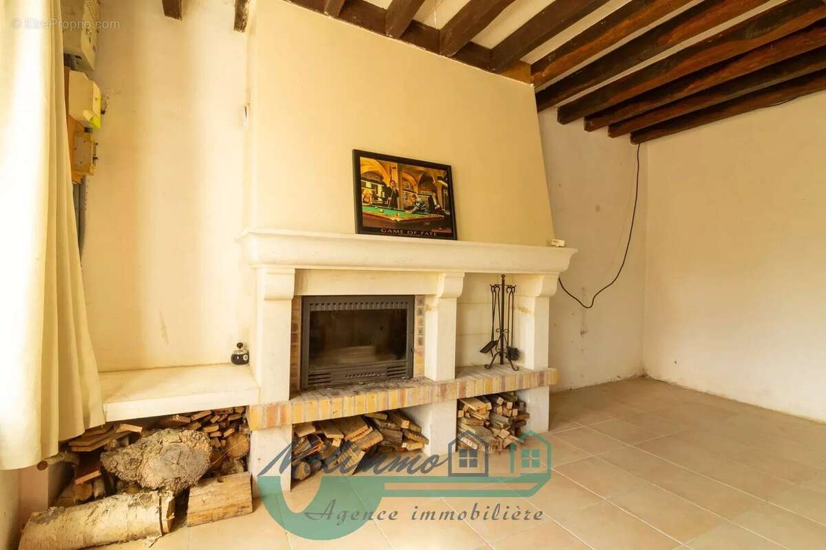 Maison à SOUGERES-EN-PUISAYE