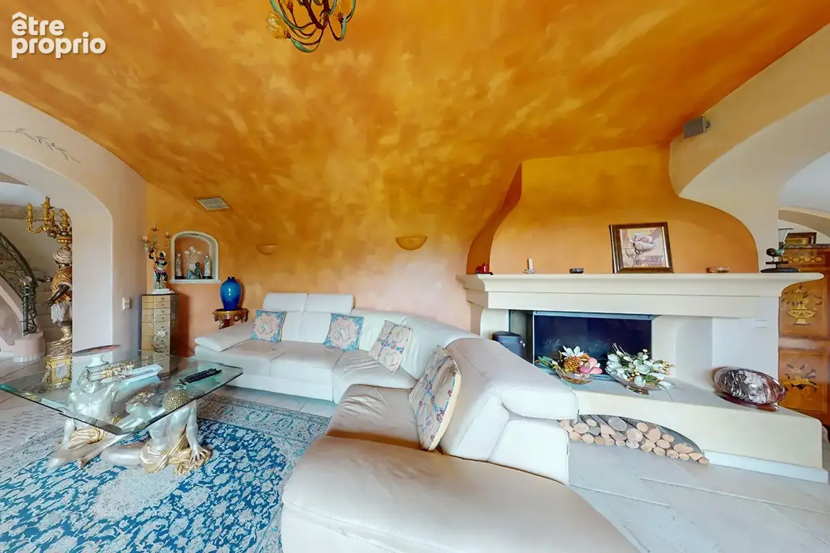 Belle Propriété atypique 207m² piscine Saint-Cyprien- 66750 - photo 4