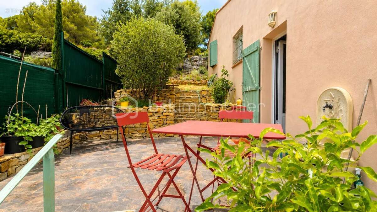 La cadière-d’azur  vue méditerranée – maison rénovée avec studio indépendant - photo 13