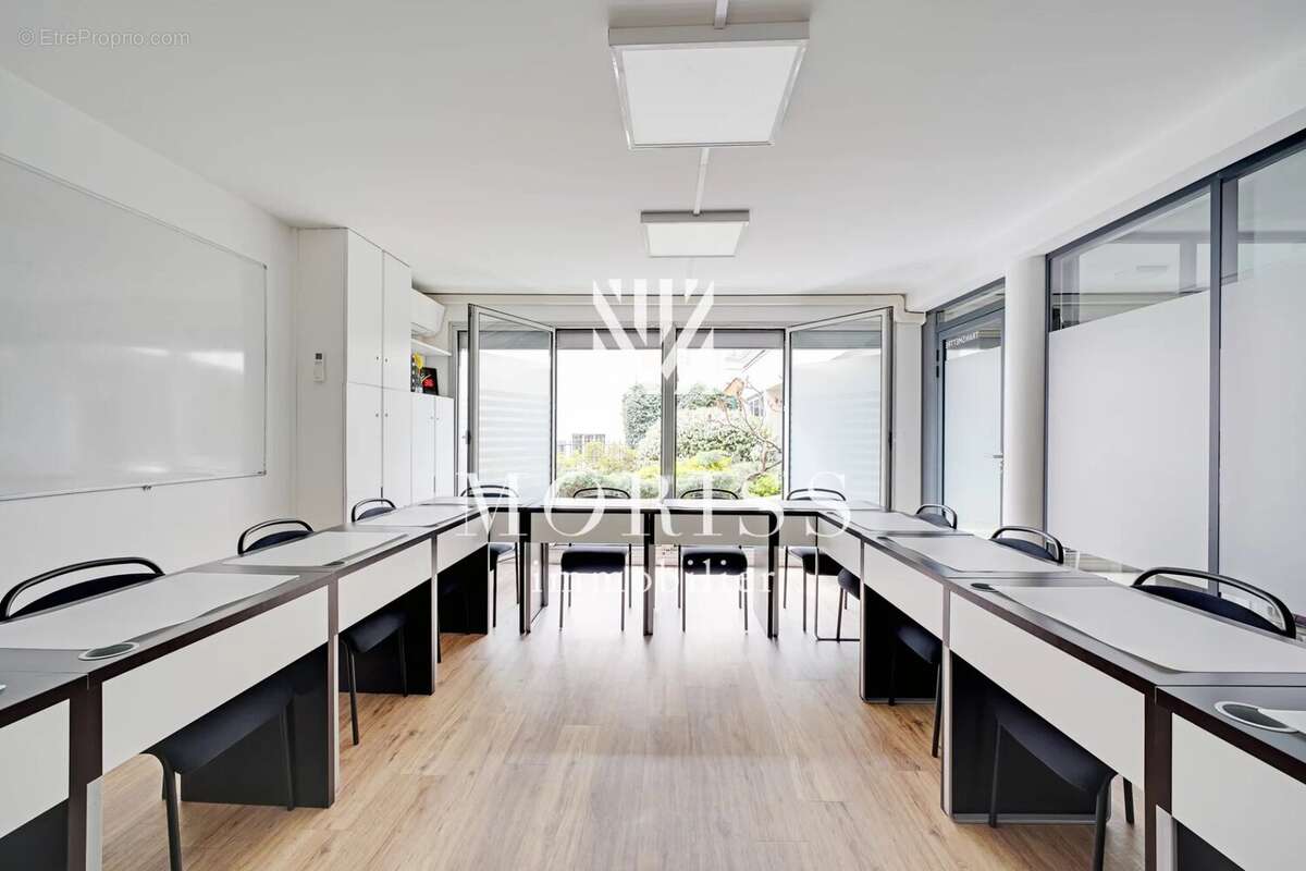 Commerce à PARIS-14E