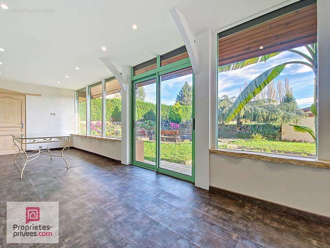 Maison à LES ABRETS