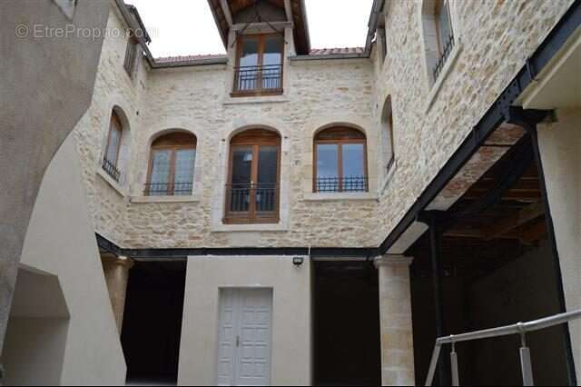 Appartement à SAINT-AMAND-MONTROND