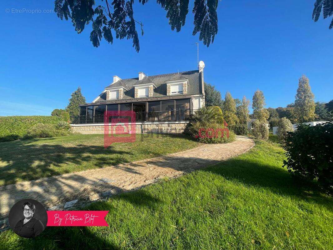 Maison à ROCHEFORT-EN-TERRE