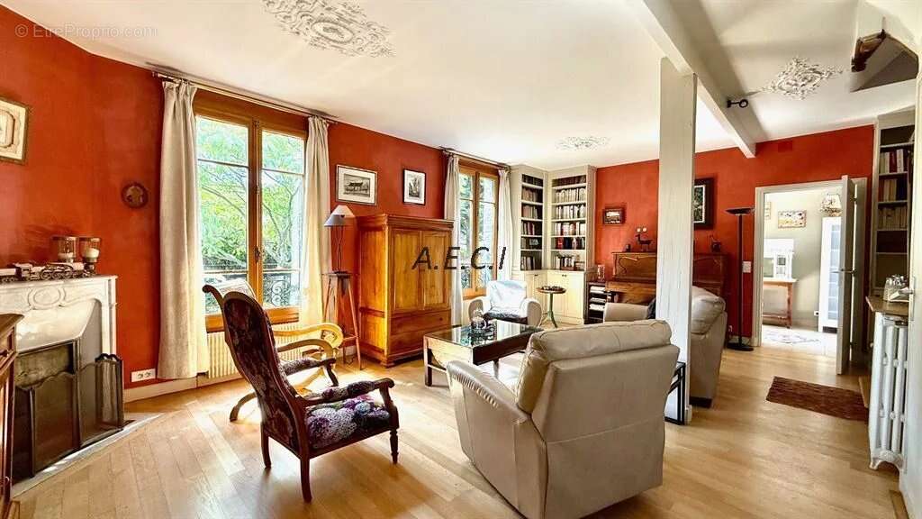 Maison à ASNIERES-SUR-SEINE