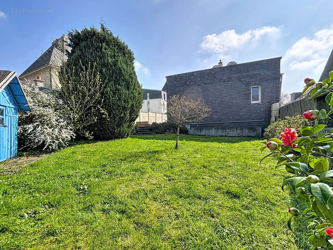 Maison à VILLERS-BOCAGE