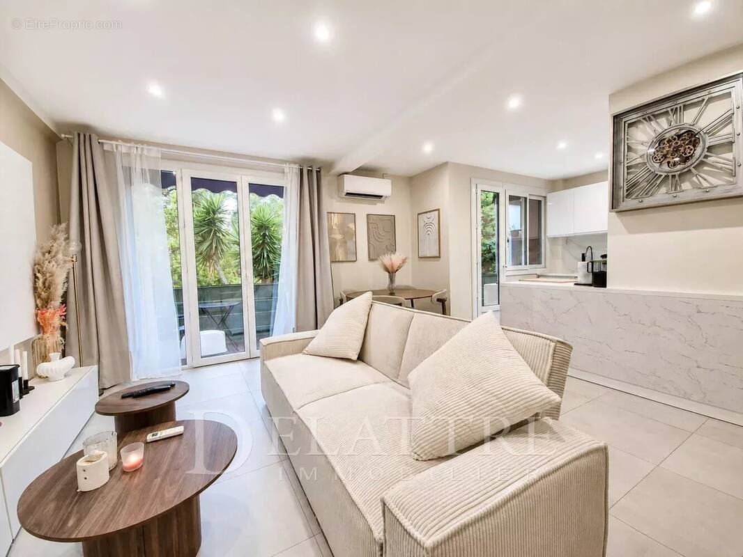 Appartement à VENCE