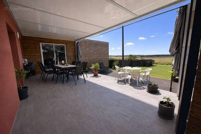 Prix à la baisse pour cette maison 4 pièces – 107 m² – Terrain 2034 m² – Vue Pyrénées – Saint-Germé - photo 2