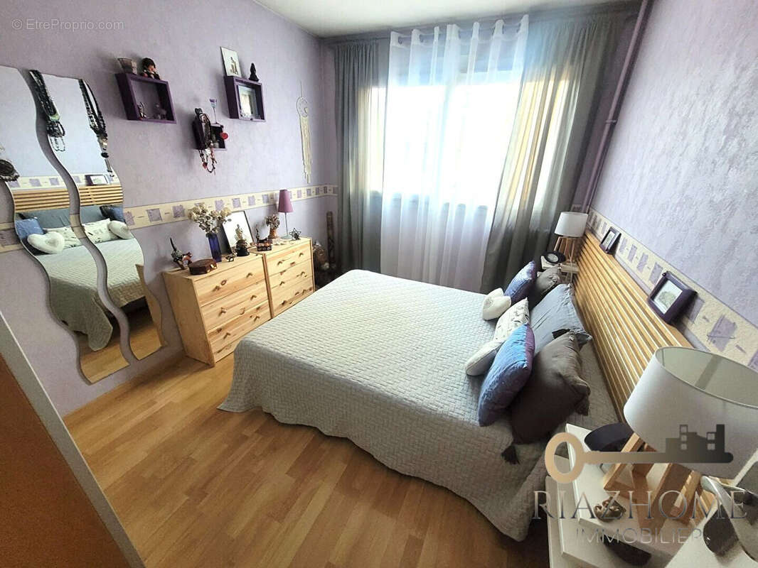 Appartement à LE BOURGET