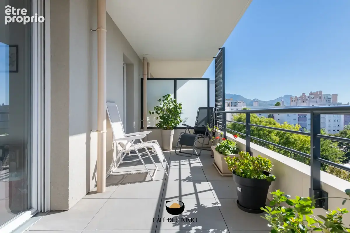 Les caillols - lumière, terrasse & garages - photo 4