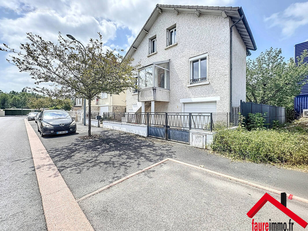 Maison à MALEMORT-SUR-CORREZE