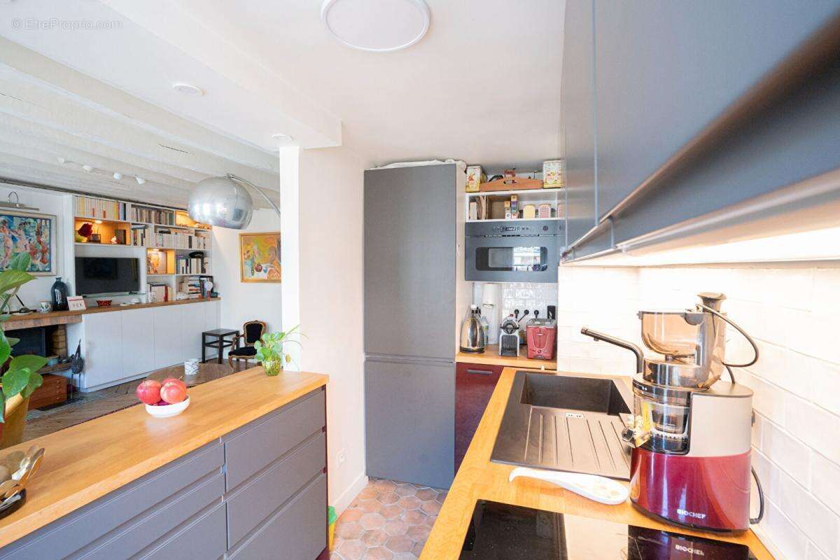 Appartement à PARIS-9E