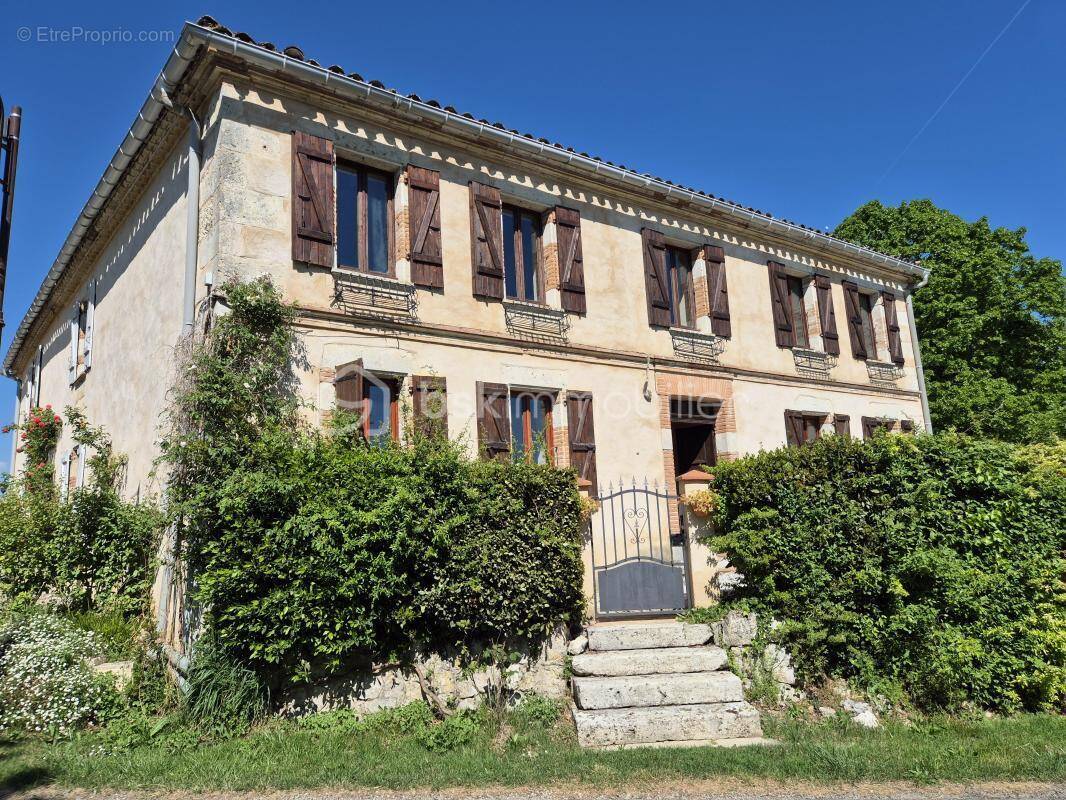 Maison à BEAUMONT-DE-LOMAGNE